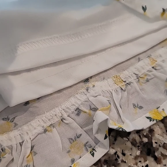 Dizzy Lizzy Floral Lined Shorts - Size L - Picture 4 of 8